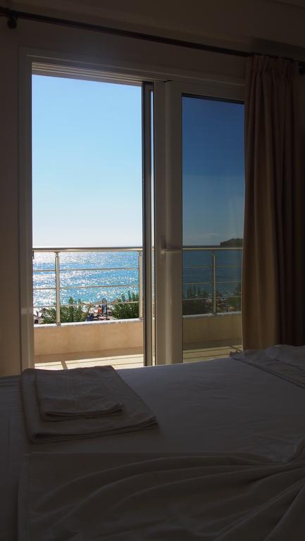 Rondos Hotel Himarë Zimmer foto