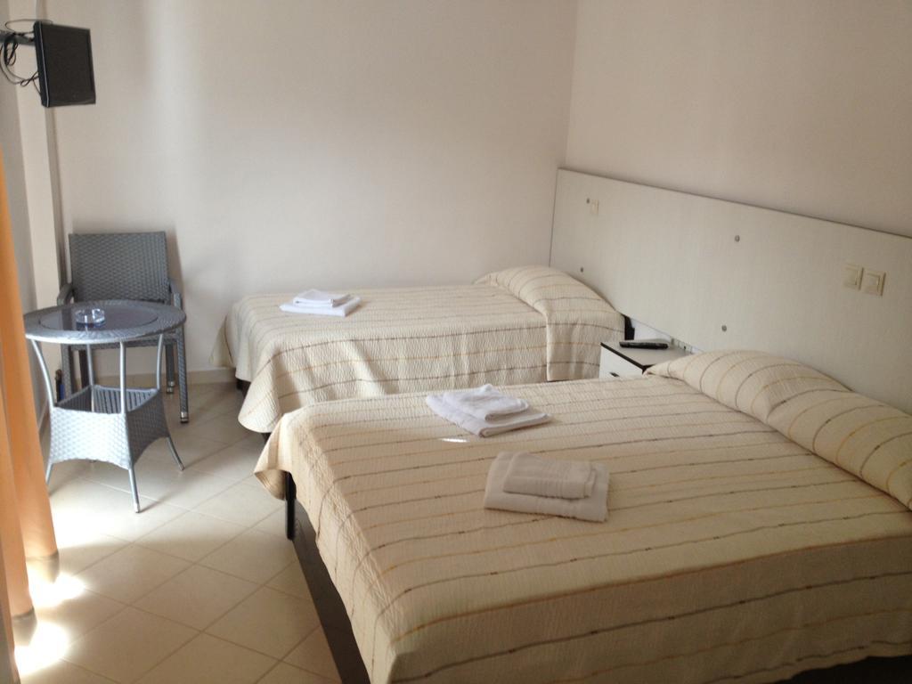 Rondos Hotel Himarë Zimmer foto